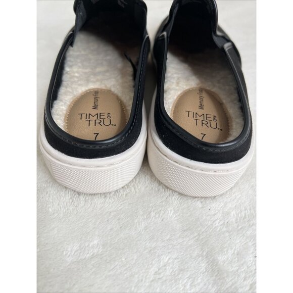 Time And Tru Womens Black Slip-On Shoes Size 7 Memory Foam Sole Comfortable - Picture 4 of 5